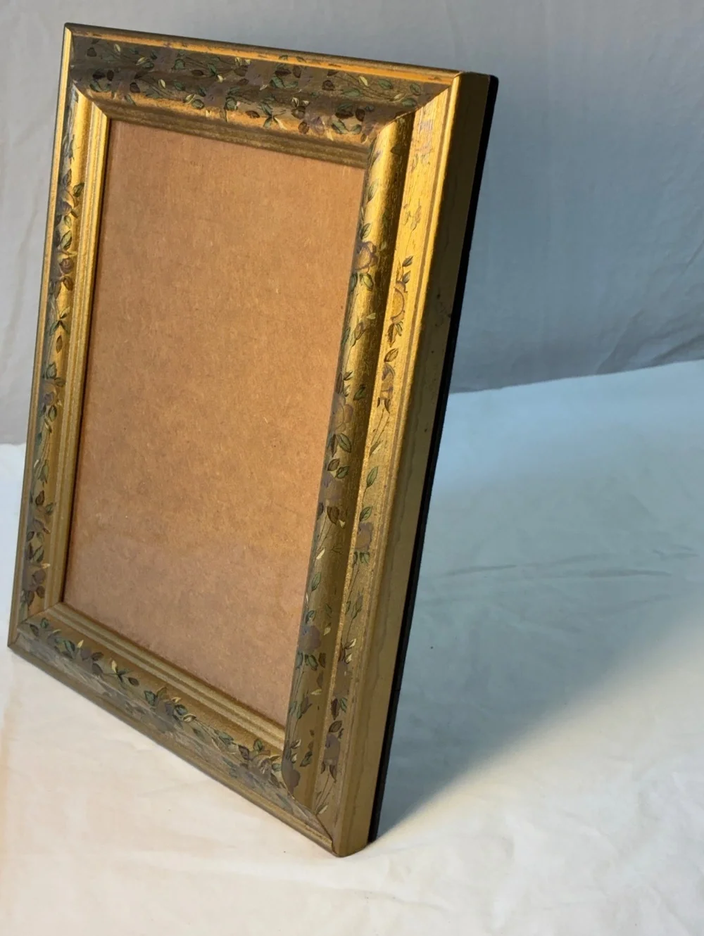 Vintage Gold Floral Picture Frame with Hand-Painted Details, 8x10 Inch
